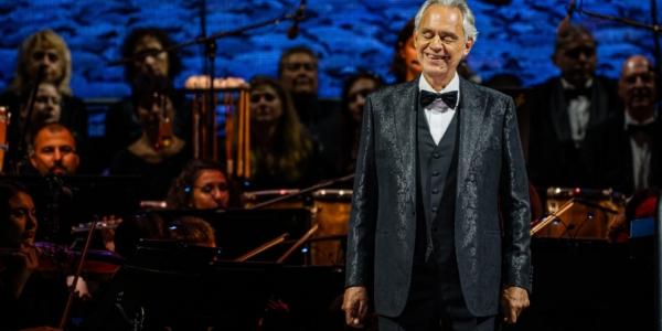 The Andrea Bocelli Concert with Mobile and Sanitary Equipment from OoYes